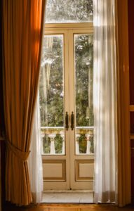 Double Glazed Windows: Maximizing Natural Light